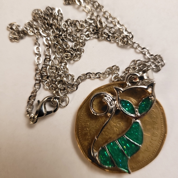 Women’s Fashion 925 Silver Green Cat Necklace - Picture 5 of 6